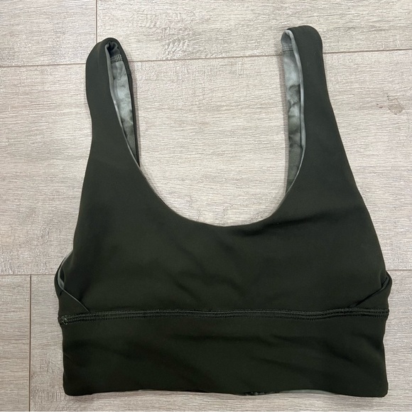 lululemon Align Reversible Bra in great condition - Picture 2 of 7